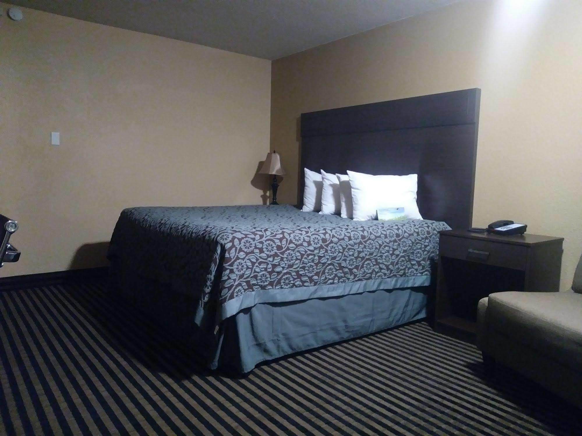 Days Inn Spokane Eksteriør bilde